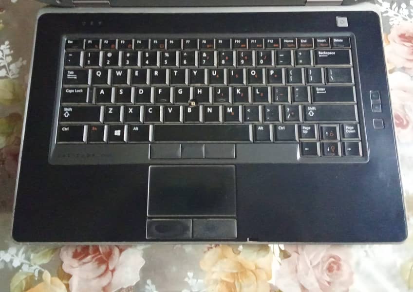 Dell latitude E6430 1