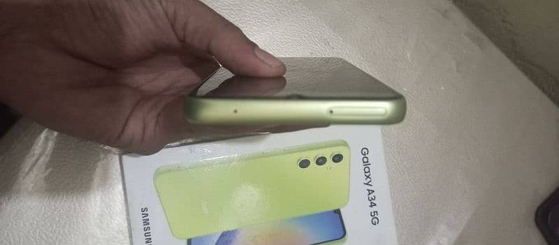 Samsung Galaxy A34 1