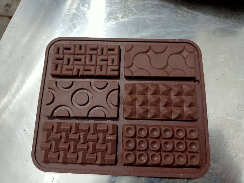 Premium Chocolate Melting Machine 14