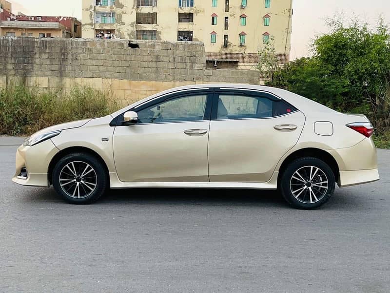 Toyota Corolla Altis 2014 1.8 2nd onwer 3