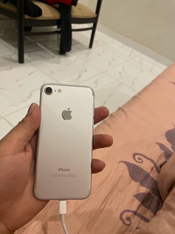 iPhone 7 pta approved  128gb 0