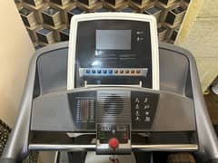 treadmil machine slightly used