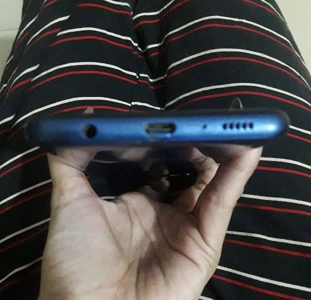 Samsung A21s in good condition 3