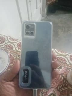 vivo. y33s. 6/128. . . good condition