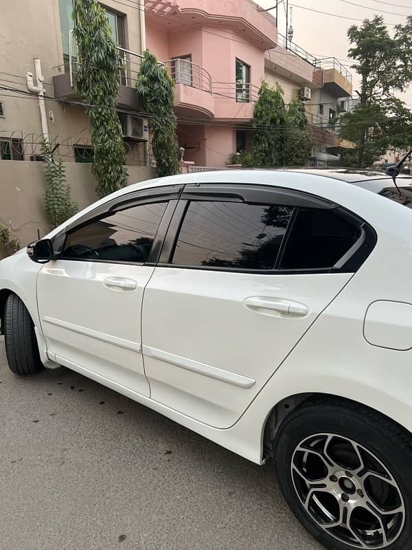 Honda City IVTEC 2018 6