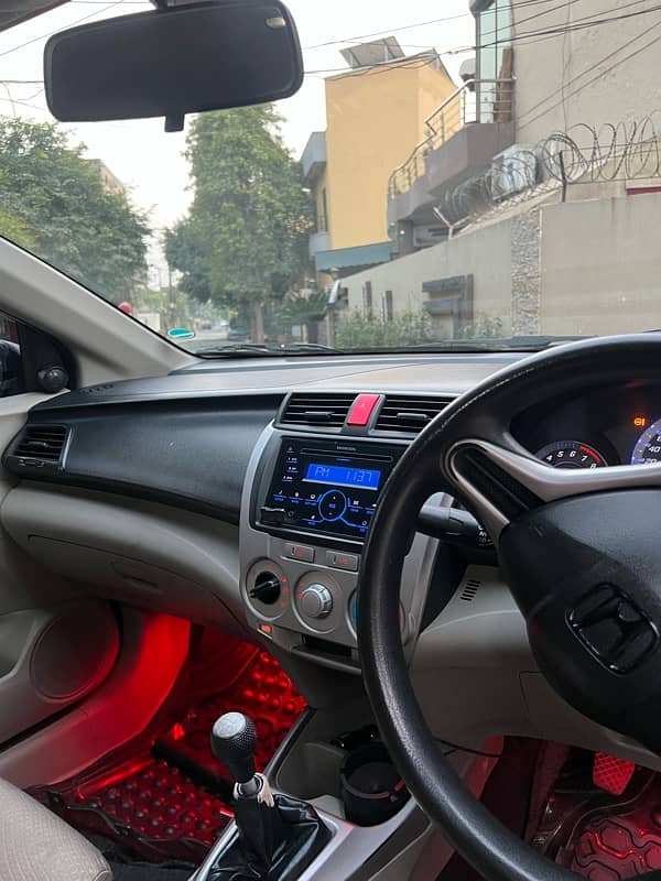 Honda City IVTEC 2018 13