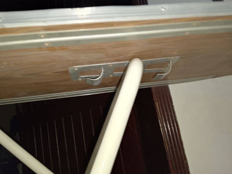 Adjustable Iron stand 3