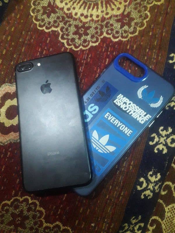 I phone 7 plus 32gb storage || Black colour || | ios 15 | 0