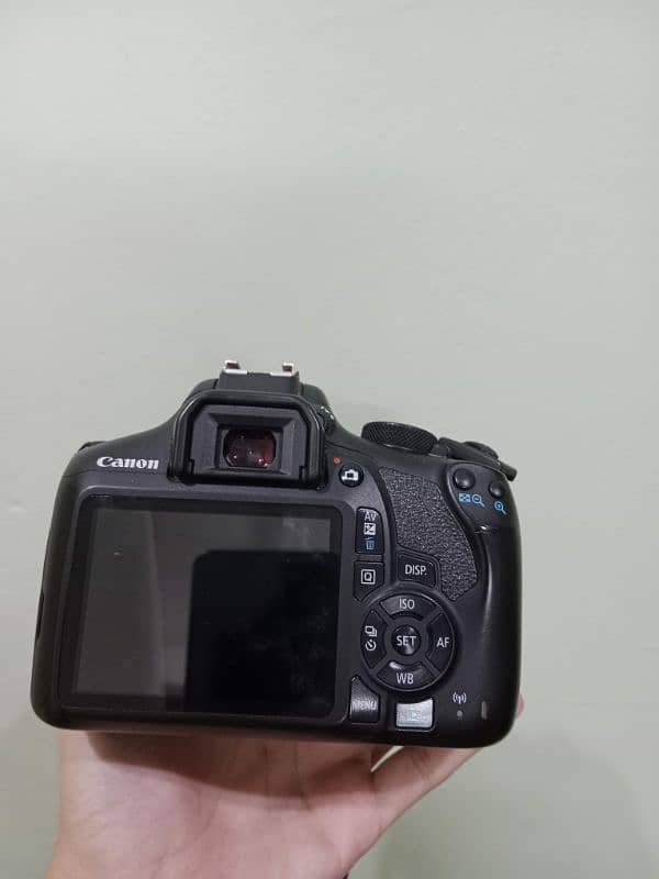 Canon EOS 1300D Wifi/NFC EF-S 18-55 III Kit 0