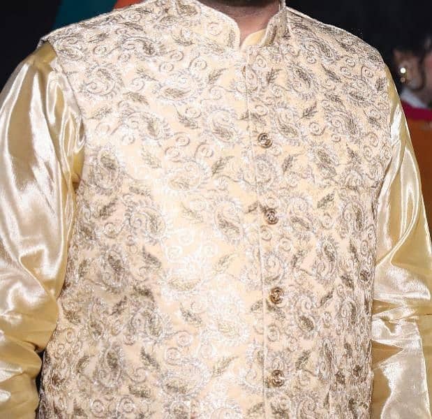 Mehndi waistcoat 1