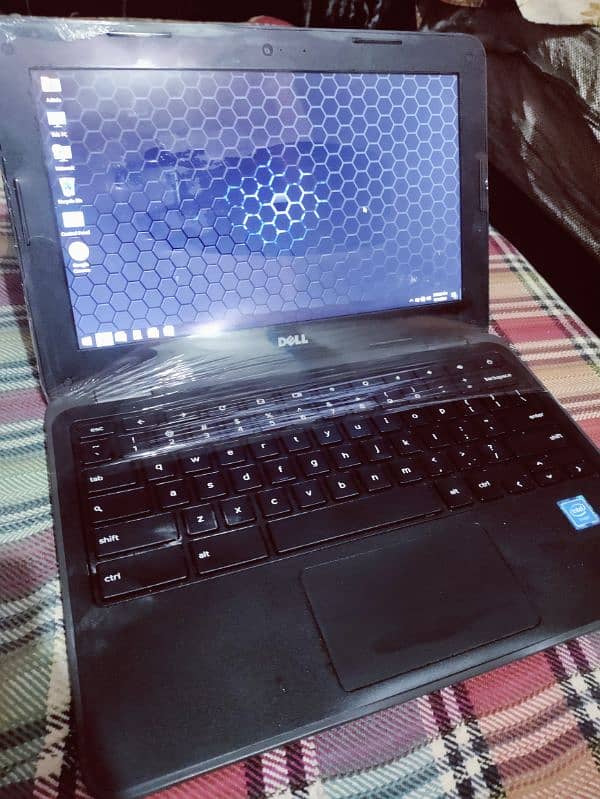 laptop chrome book for sell 3