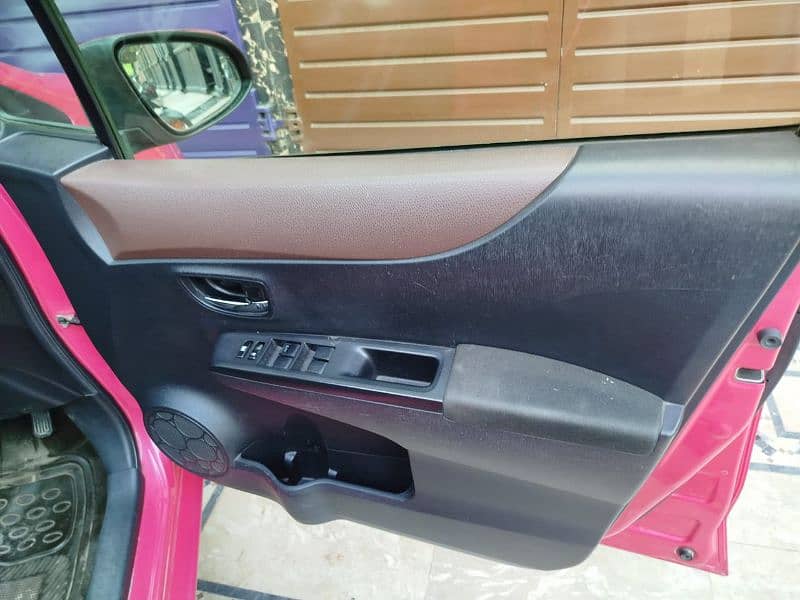 Toyota Vitz 2018 7