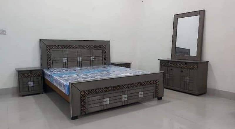 wooden bed/ double bed/ king size bed/ bed set 0