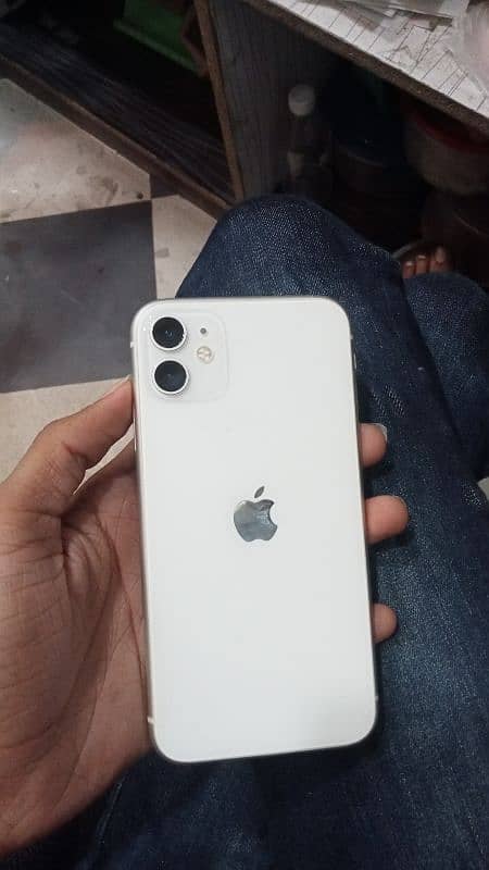 Iphone 11 JV 64GB (Number 03085104066) 1