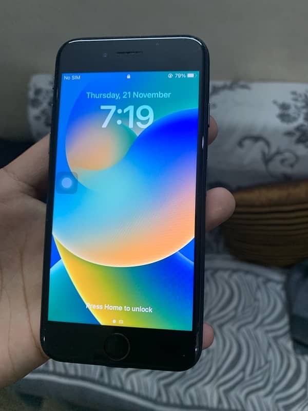 i phone 8 64gb pta approved urgent sale 2