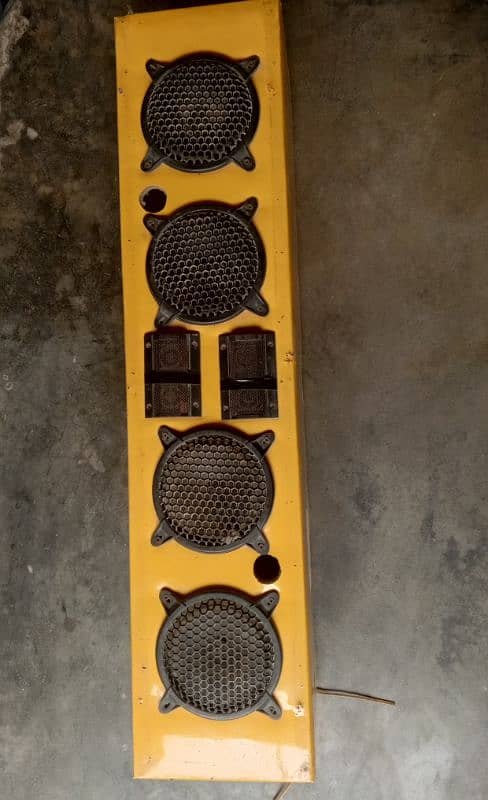 Rikshaw Speakers 1