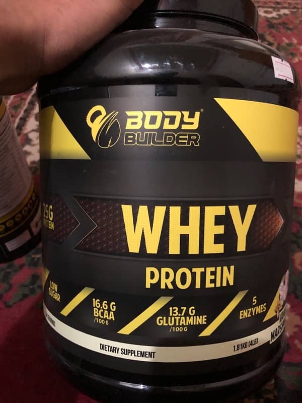 whey protein/creatine monohydrate 2