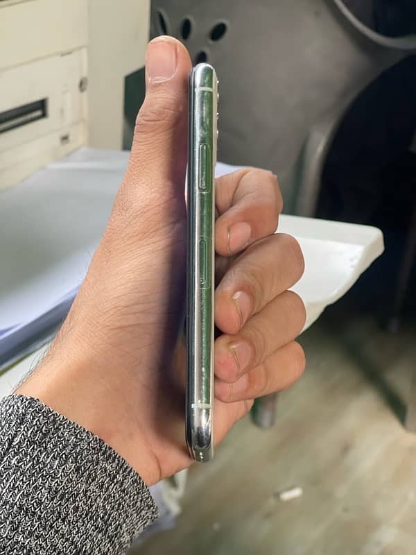 iPhone 11 Pro 512gb fu read add 4