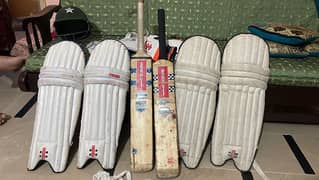 cricket Accessories . 2 bats,4 tump pad,guard,helmet and elbow grips