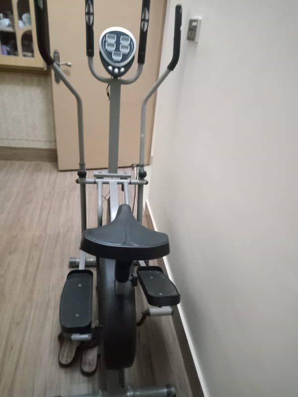 Almost brand new exercise cycle for sale 0