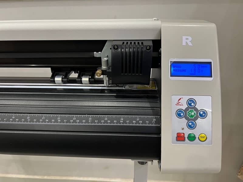 redsail cutting plotter 1