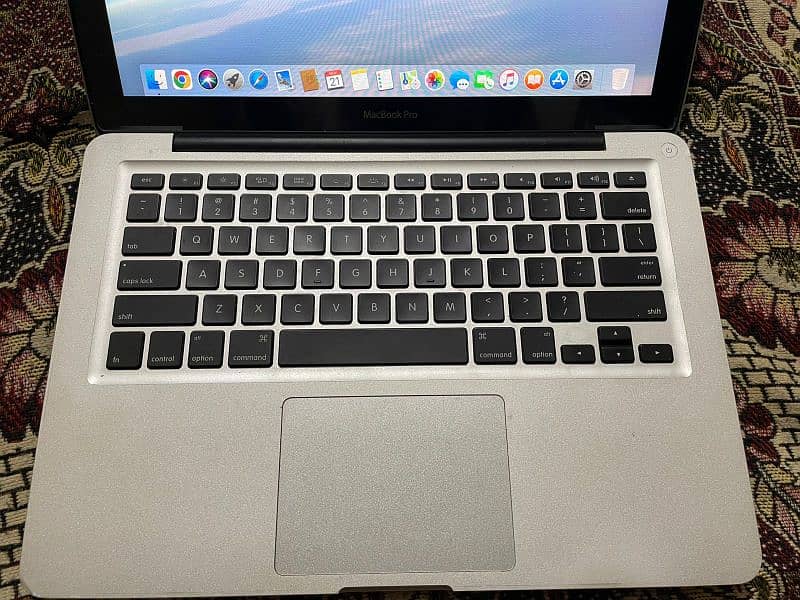 MacBook Pro 2012 -4GB RAM 250GB SSD, Excellent Condition, With Charger 2