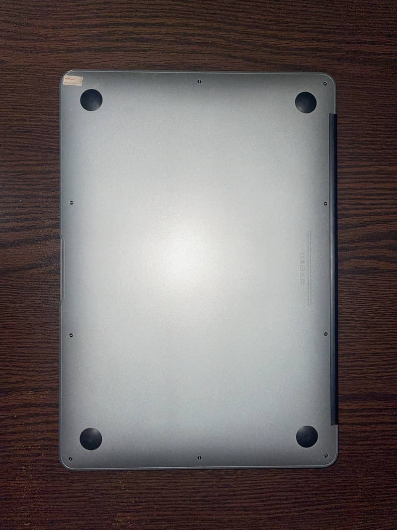 MacBook Air 13 (New) Total Genuine 10/10 1