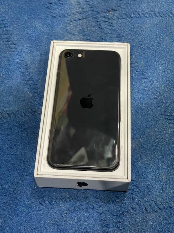 Iphone Se 2023 jv with box 3