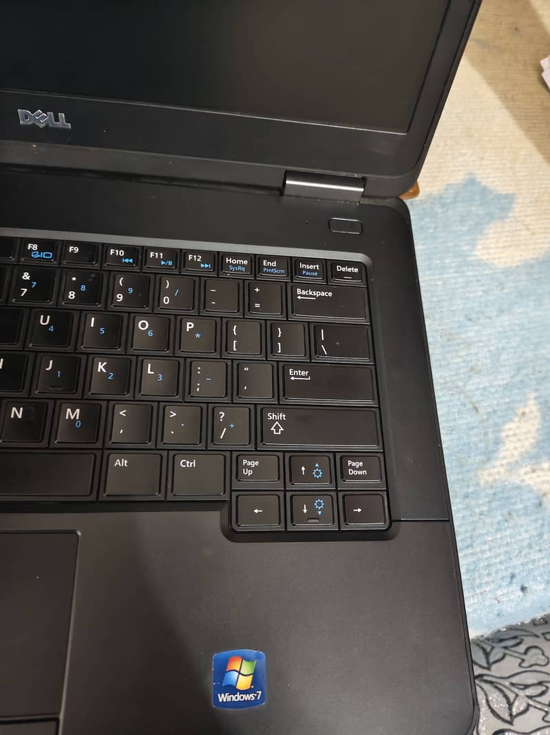 Dell latitude 5440 i5 4th generation 8gb 256gb 1