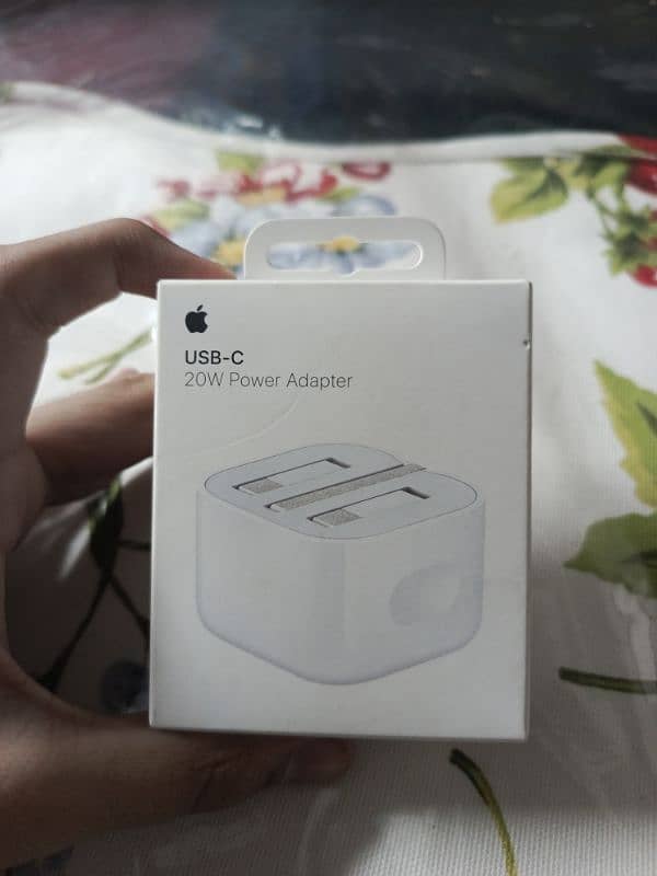 20w apple original charger 0