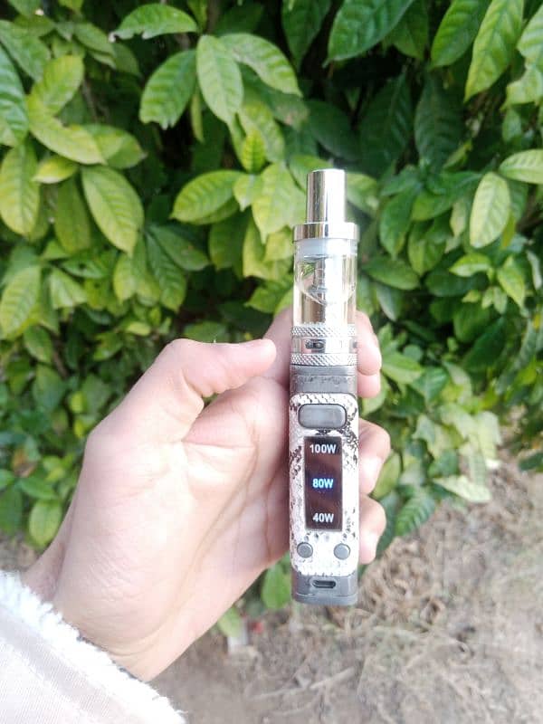 p8 vape in new condition 100watt 2