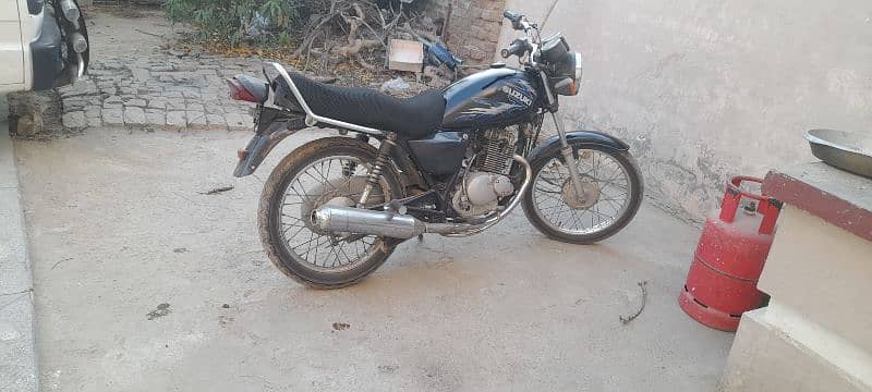 suzuki150 rawalpndi nmbr 2024model  xchang cd70 yamaha pridor honda125 1