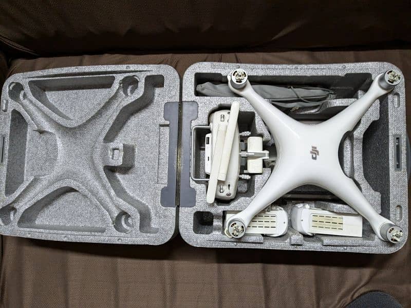 DJI PHANTOM 4PRO 0