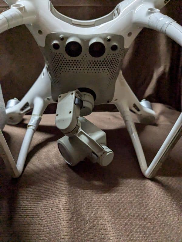 DJI PHANTOM 4PRO 1