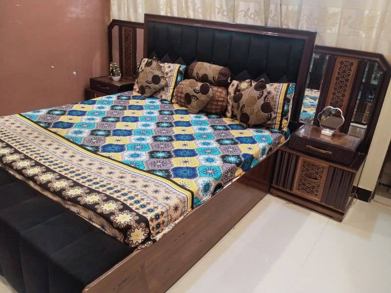 4 Pcs Bed Room Set 1