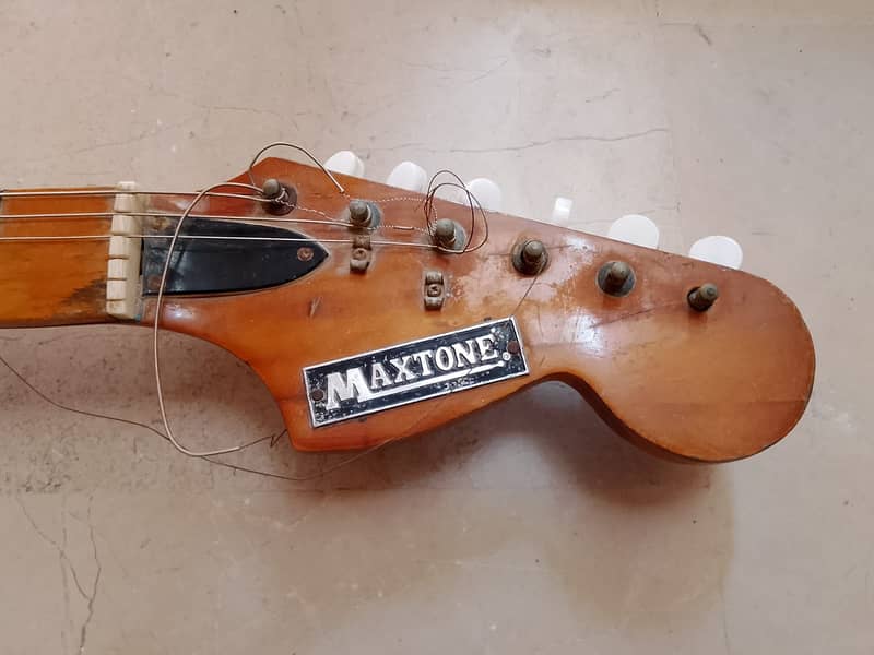 Maxtone Electric Guitar 2