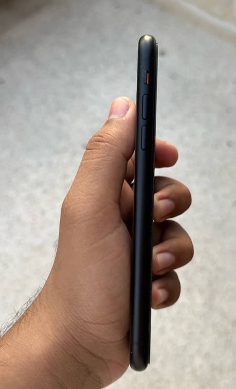 iPhone XR 64gb JV 5