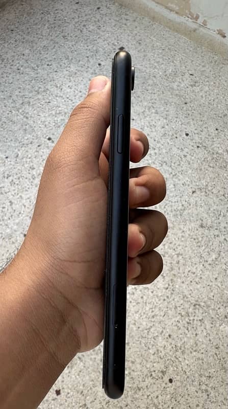 iPhone XR 64gb JV 6