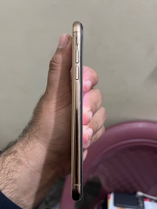 Iphone Xs Gold PTA Approved 4