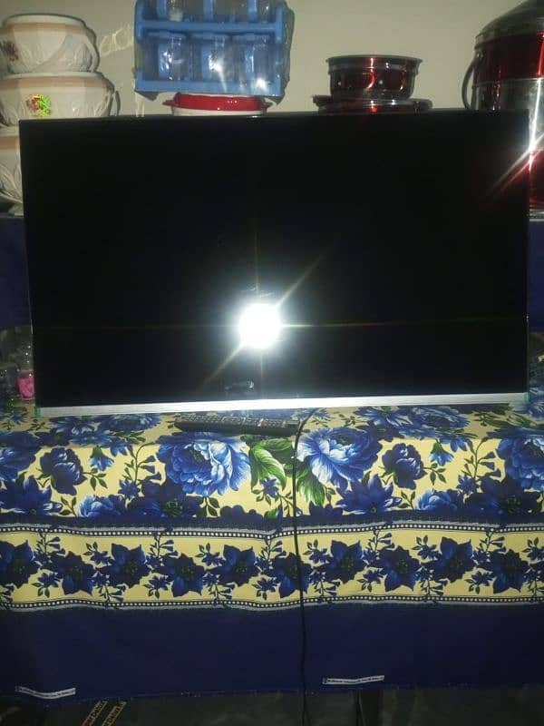 orient LED TV 52 inch for sale. 03039424849 0