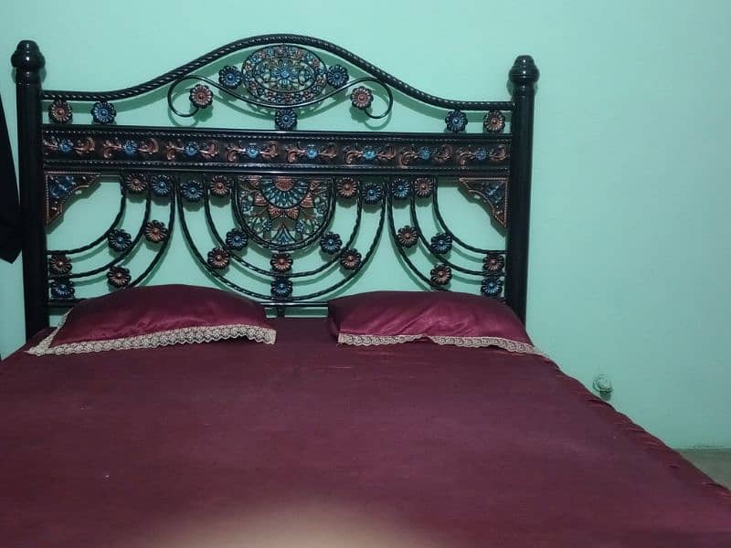 Iron bed 1