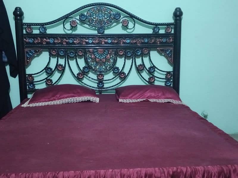 Iron bed 3