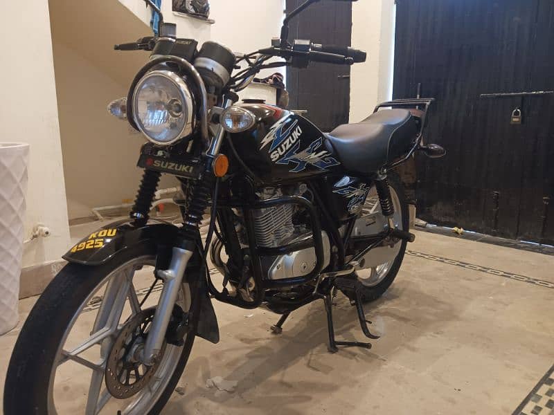 Suzuki 150 SE 3