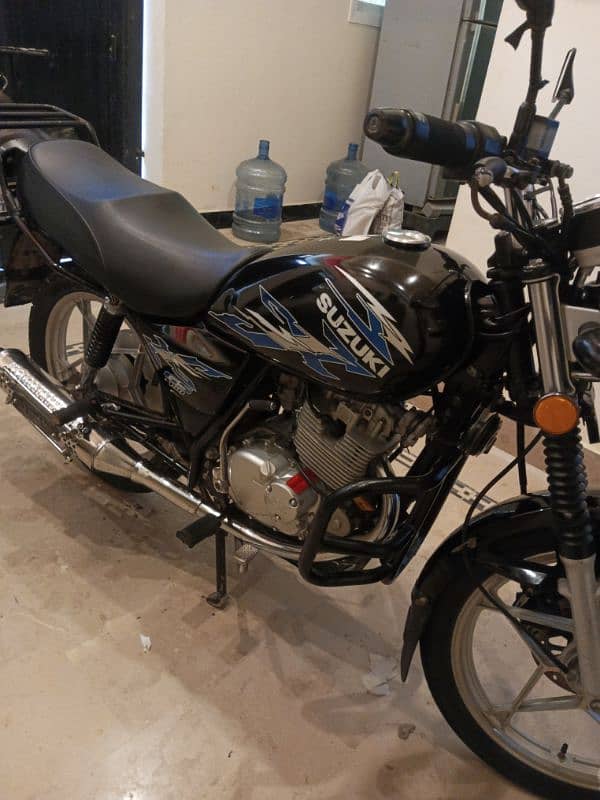 Suzuki 150 SE 9