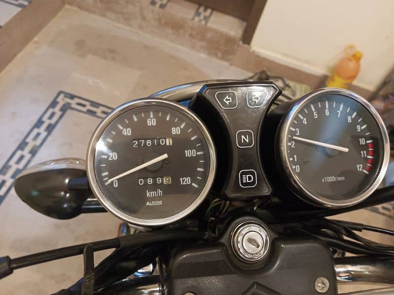 Suzuki 150 SE 10