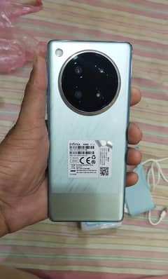 Infinix Zero 40. Only 15 din use. Full Wranti