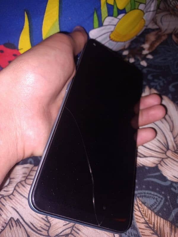 6 126 gb or screen mat shawy dy kho Kar kei or dot pki nesta kha kana 9