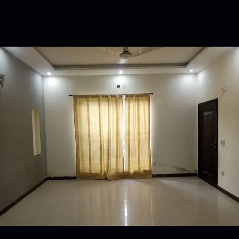 10 marla house for sale in paragon city lahore 1