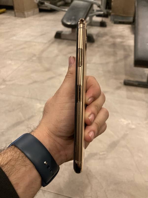 iPhone 11 pro max Dual Pta Approved!! 3