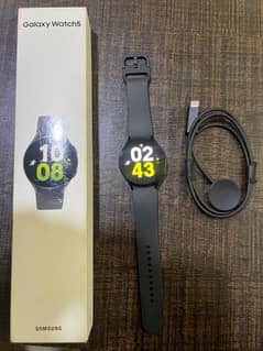 Samsung Galaxy Watch 5